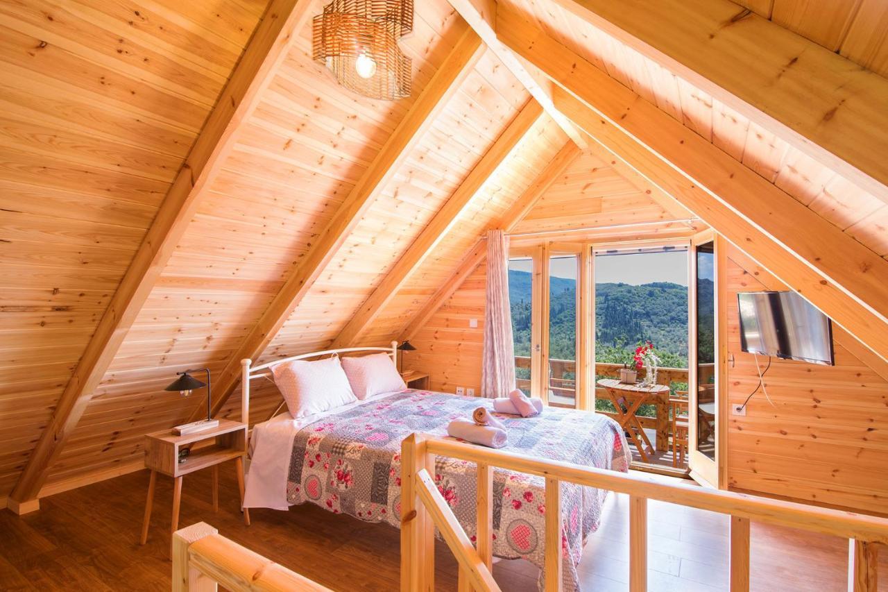 Romantic Tree House Kato Pavliana Extérieur photo